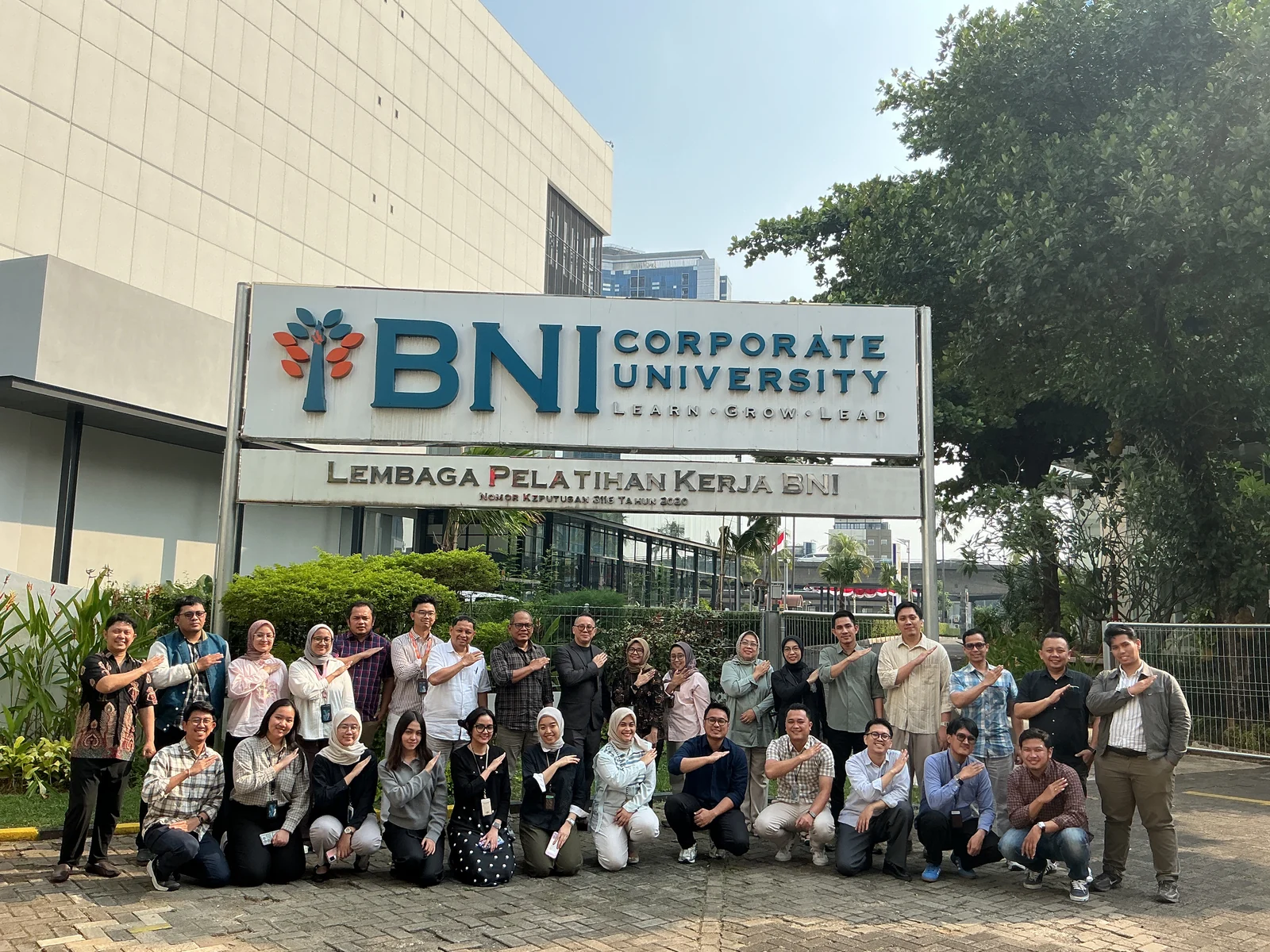 Dokumentasi corporate AI training